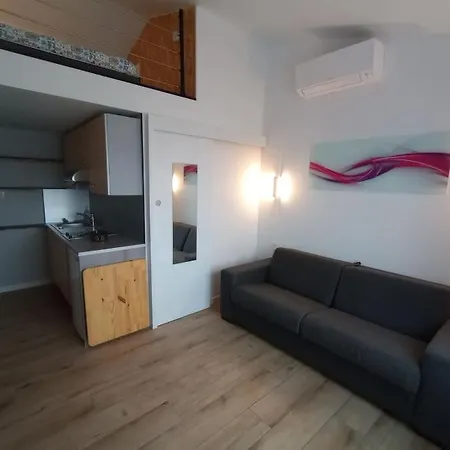 Apartment Independant Et Climatise. Arrivee Autonome *