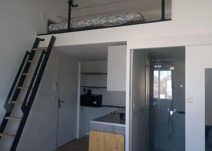 Independant Et Climatise. Arrivee Autonome